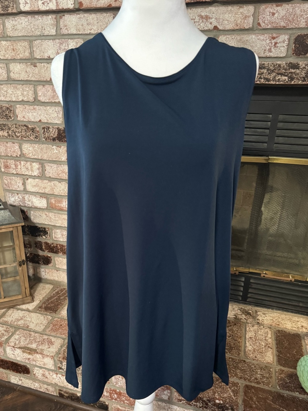 Zenana Outfitters Navy Sleeveless Tank Top